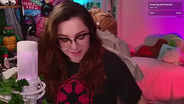 JennKenobi on StripChat 