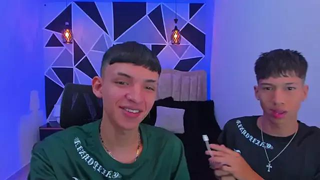 StripChat Juan_Nd_Steven is Freechat Juan_Nd_Steven — Dildo in ass