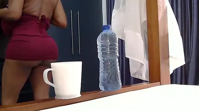 Freechat katt008 on StripChat