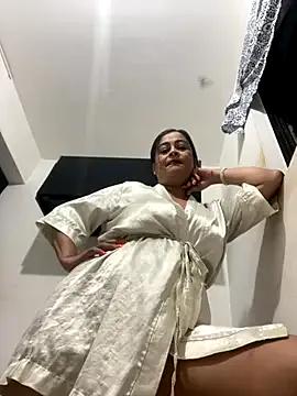 Freechat Lili__taylor on StripChat