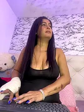 Freechat Lili__taylor on StripChat