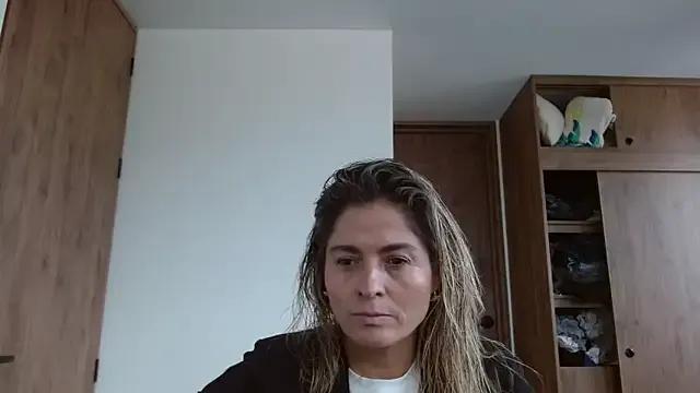 StripChat linda-mature43 is Freechat linda-mature43 — full nake masturbacion squirt