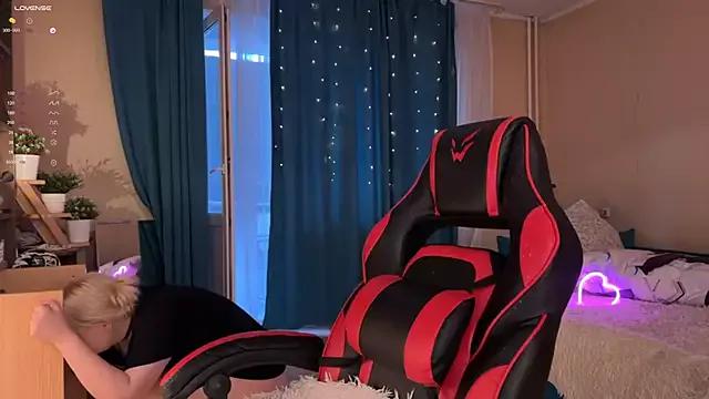 Freechat LisaLaas on StripChat