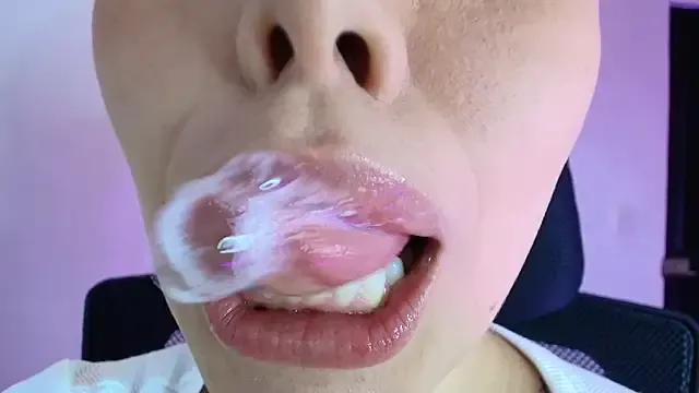 lisbet21x — saliva face