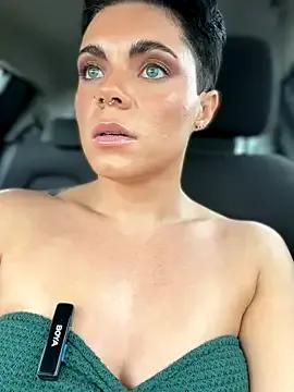 LukeLouHarvey — Spoil my pussy with VIBES 