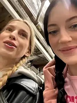 StripChat Melissa_crazy is Freechat Melissa_crazy — MAKE PUSSY WET IN MACDONALD