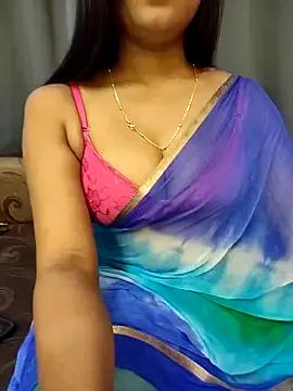 StripChat Misss-julli is Private Misss-julli — Pussy oiling