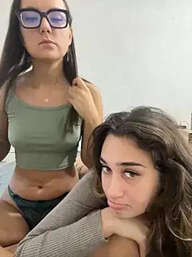 Freechat NarcissaHot on StripChat