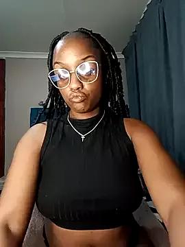 Freechat Queen-Chocolate on StripChat