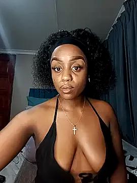 Freechat Queen-Chocolate on StripChat