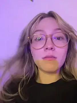 StripChat ReenKitty is Freechat ReenKitty — Show Boobs