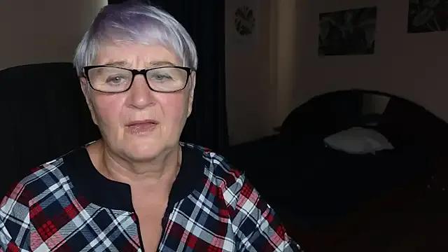 Freechat Sandra_Snowflake on StripChat