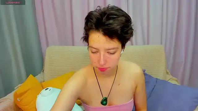 Freechat Sara_Frayer on StripChat