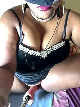 Freechat Sexyhotyrani on StripChat