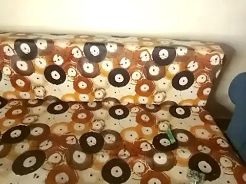 shuhana_ on StripChat 