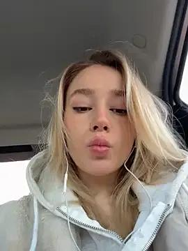 SSSATIVA_model on StripChat 