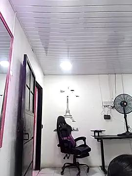 StripChat Trans-colombia is Freechat Trans-colombia — WE CUM AND YOU CUM TOO DADDY