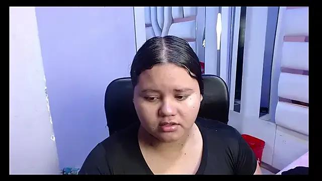 Freechat ValenTitis on StripChat