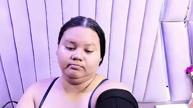 Freechat ValenTitis on StripChat