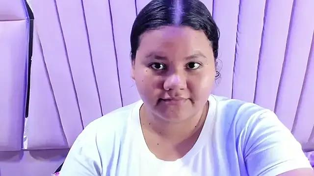 Freechat ValenTitis on StripChat