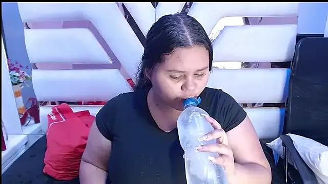 Freechat ValenTitis on StripChat