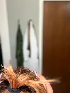 Freechat WakeAndBlaze on StripChat