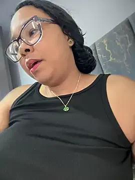 XMara — RUB MY PUSSY 