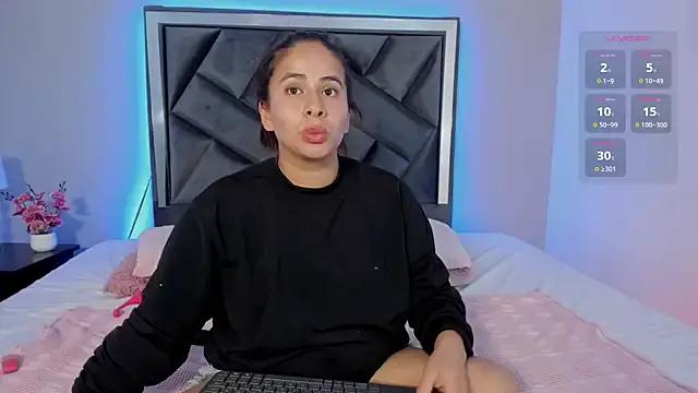 zoe_longhair — SHOW BOOBS AND BOUNCE 